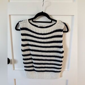 Abercrombie & Fitch Striped Navy and White Women's Tank Crochet Style Sweater